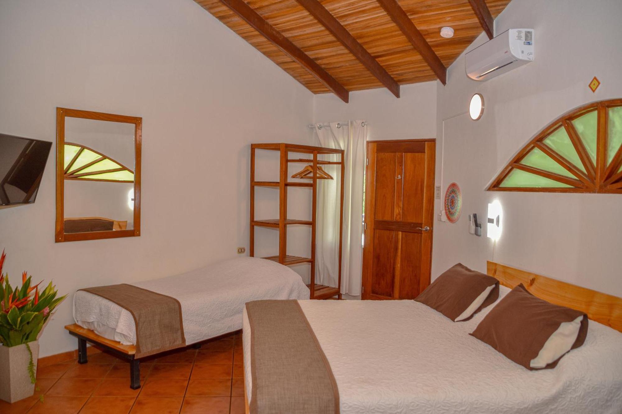 Hotel Luna Llena Tamarindo Exterior photo