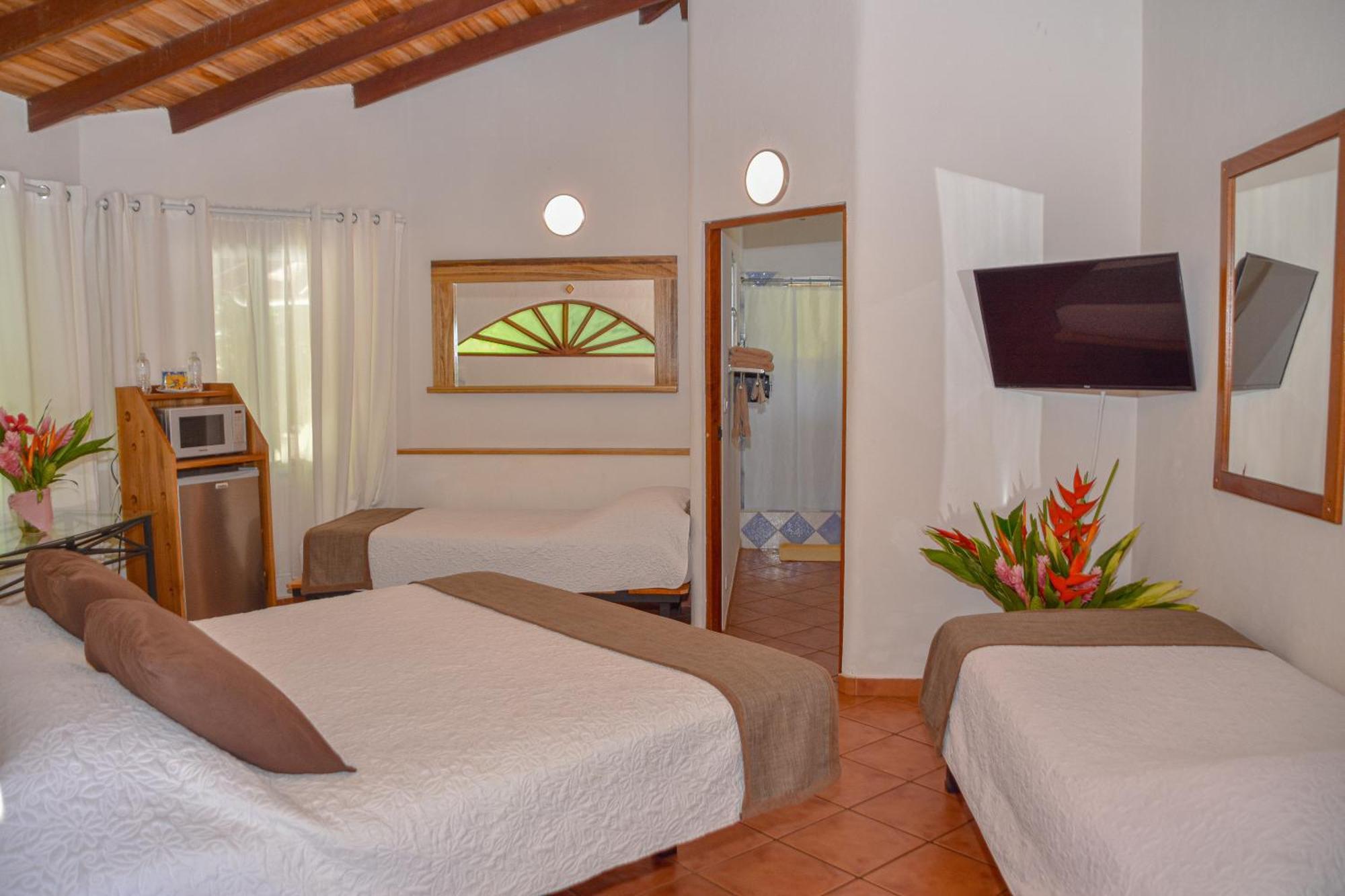 Hotel Luna Llena Tamarindo Exterior photo