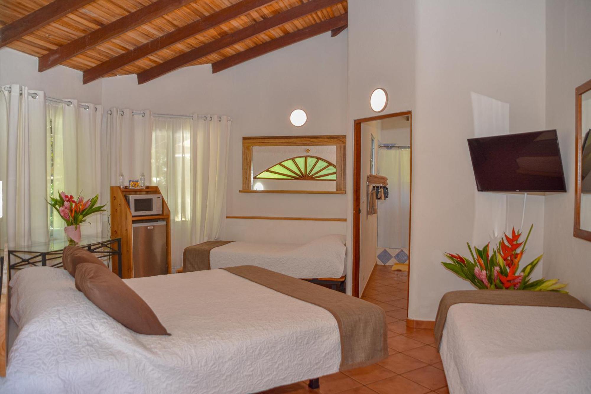 Hotel Luna Llena Tamarindo Exterior photo